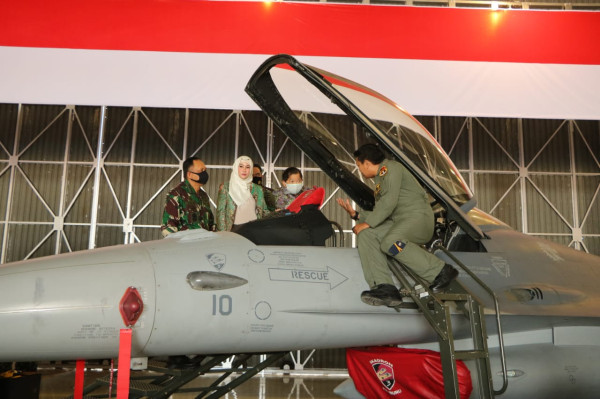 Hebat! Pesawat F-16 TNI AU Bisa Tembak 4 Target Sekaligus Tanpa Melihat