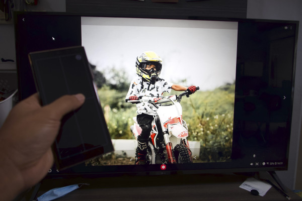 Menggunakan Samsung DeX Nirkabel di Galaxy Note20 untuk Presentasi, Kolaborasi, dan Diskusi