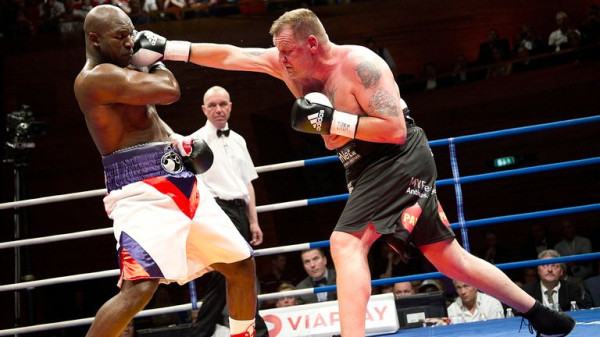 Kisah Tak Terungkap Brian Nielsen: Keberingasan Mike Tyson, Tandukan dan Holyfield