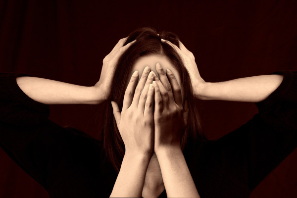 Jangan Takut Dikritik! Ini 7 Gejala yang Mesti Kamu Hilangkan Biar Bisa Kuat Mental
