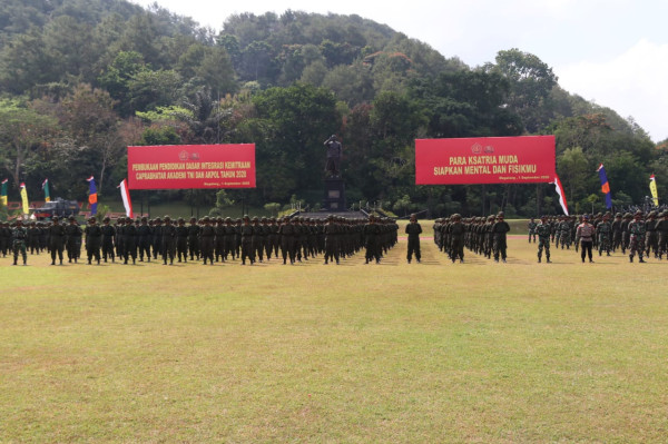 Danjen Akademi Buka Pendidikan Integrasi Capratar TNI dan Cabhatar Akpol