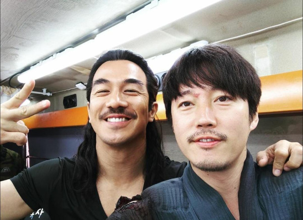 Deretan Bintang Korea yang Kolaborasi bareng Artis Indonesia