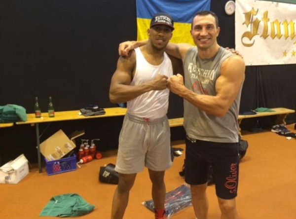 Rahasia Kamp Wladimir Klitschko: Ritual Brutal Raksasa Kelas Berat