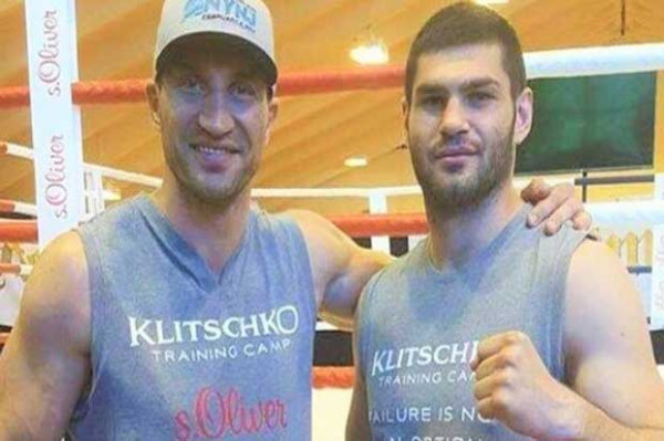 Rahasia Kamp Wladimir Klitschko: Ritual Brutal Raksasa Kelas Berat