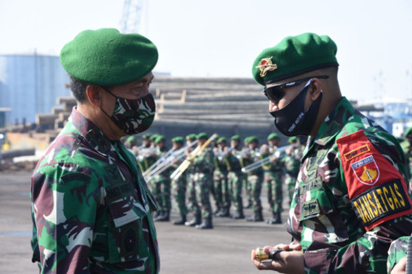 450 Prajurit Yonif 407/PK Tegakkan Kedaulatan NKRI di Perbatasan RI-Malaysia