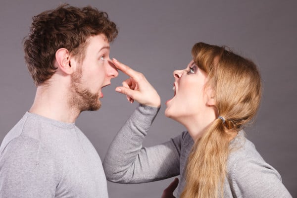 6 Alasan Kamu Kena Ghosting, Menurut Para Cowok