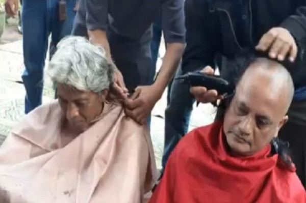 Bupati Jember Kena Sanksi, Warga dan Anggota DPRD Syukuran Cukur Gundul