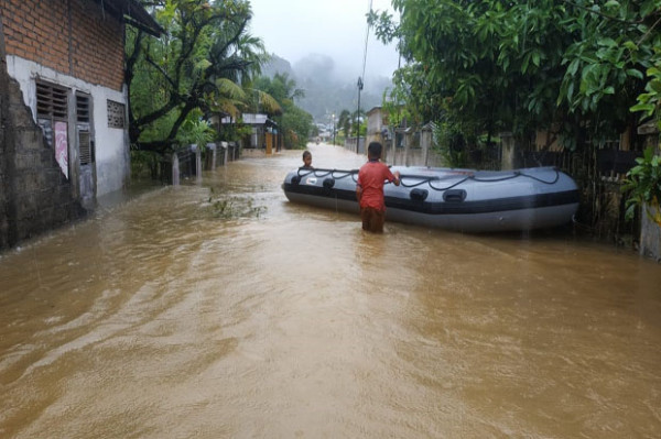 Ribuan Rumah di Kota Padang Terendam Banjir