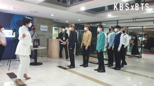 Disambut Bak Raja di KBS, BTS Humble-nya Keterlaluan! dan Jimin Kasih Tantangan Baru ke ARMY