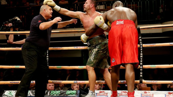 Joshua, Toney dan Prizefighter: Kisah Gila dalam Sejarah Kelas Berat