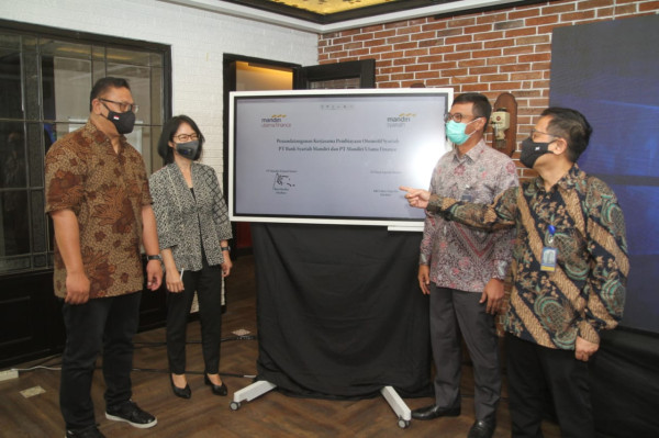 Mandiri Syariah dan MUF Bersinergi Berikan Layanan Pembiayaan Otomotif Syariah