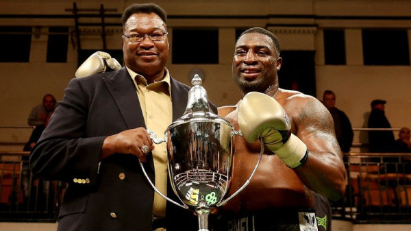 Joshua, Toney dan Prizefighter: Kisah Gila dalam Sejarah Kelas Berat