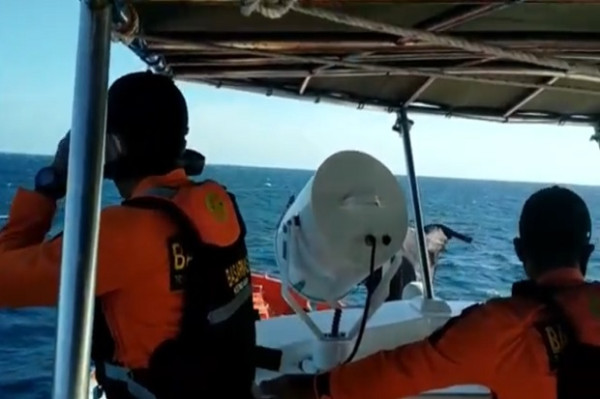 Kapal Terbakar di Laut Buton Selatan, 1 ABK Tewas 4 Hilang
