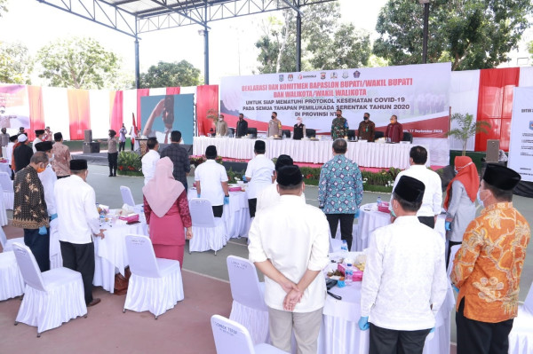 23 Bakal Pasangan Cakada di NTB Berjanji Patuhi Protokol Kesehatan Covid-19