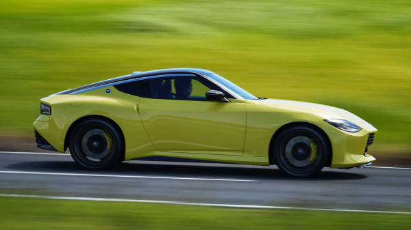 Tantang Keganasan Toyota Supra, Nissan Z is Back!