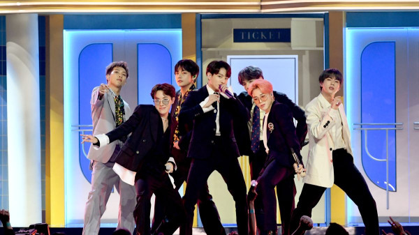 Grup K-Pop yang Anggotanya Punya Gelar Sarjana dan Master, Siapa yang Paling Jempolan?