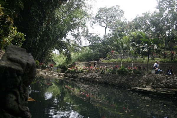 Di Patirtan Ini, Cinta Pandangan Pertama Arok-Dedes Bersemi