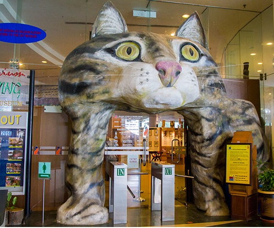 10 Monumen dan Museum untuk Para Legenda Kucing