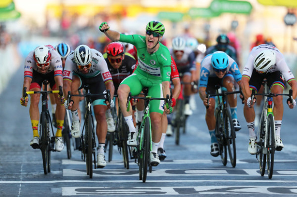 Tak Sekedar Juara, Pogacar Ukir Sejarah di Tour de France 2020