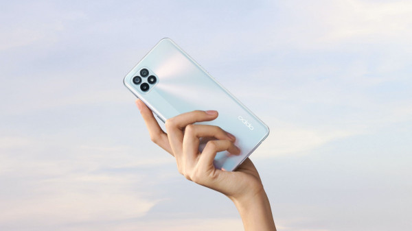 Oppo Resmikan Reno4 SE, Ponsel Paling Murah di Keluarga Reno4