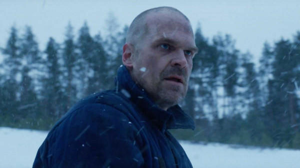 Stranger Things 4 Dikabarkan Segera Mulai Syuting, Karakter Hopper Bakal Berubah Drastis