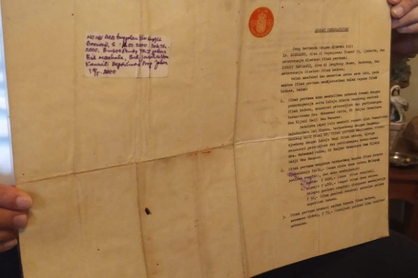 Surat Nikah-Cerai Inggit Garnasih dan Soekarno Hendak Dijual, Ini Alasannya