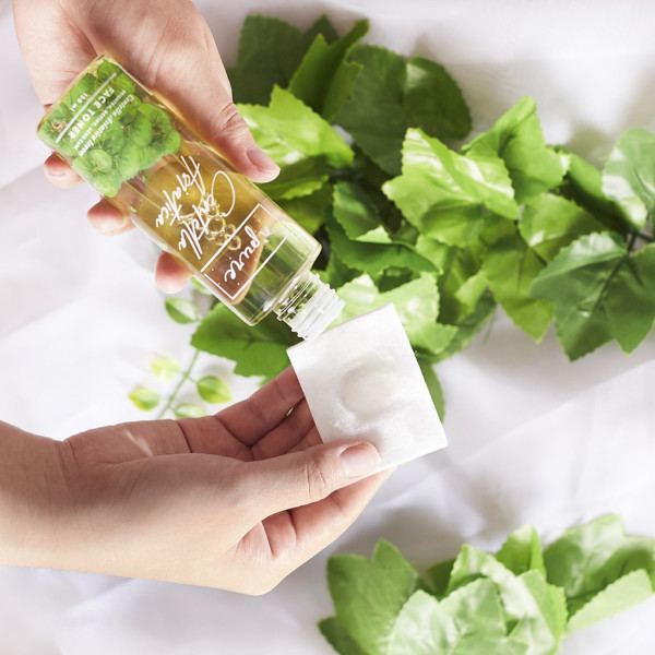 Rekomendasi Skincare Lokal untuk Kulit Berjerawat, Harga Seratus Ribuan!