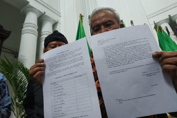 Gubernur Tegaskan Surat Nikah dan Cerai Inggit-Soekarno Jadi Milik Negara