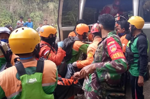 Hanyut 5 Km di Sungai Serayu, Bocah Pencari Ikan Ditemukan Tim SAR