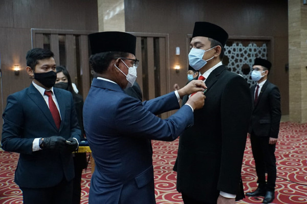 Mantab, 4 Warga Telkomsel Sabet Satyalancana Wirakarya dari Presiden
