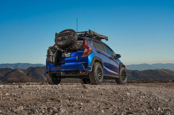 Ajaib, Honda Jazz Berhasil Diubah Jadi Mobil Offroad