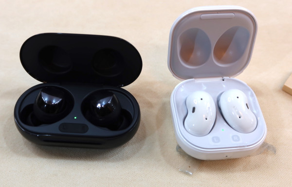 Cari TWS Terbaik? Ini Beda Galaxy Buds Live dan Galaxy Buds+