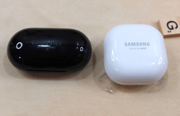 Cari TWS Terbaik? Ini Beda Galaxy Buds Live dan Galaxy Buds+