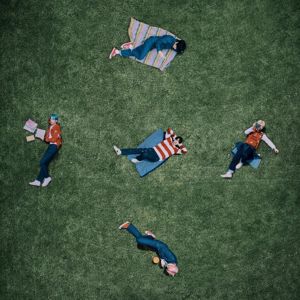 Lagu Terbaru TXT Bercerita tentang Remaja yang Terimbas COVID-19