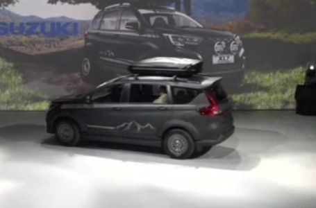 Suzuki XL7 x Signal Kustom Tawarkan Teknologi Smart e-Mirror