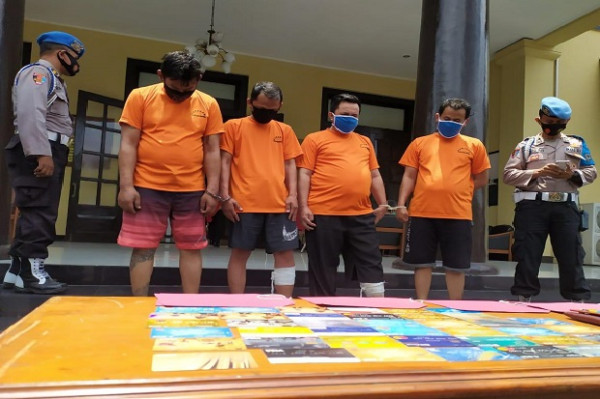 Komplotan Penjahat Ganjal ATM Digulung Polrestabes Bandung, 2 Pelaku Ditembak