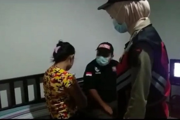 Asyik Mesum, Seorang ASN dan Puluhan Pasangan Terjaring Razia
