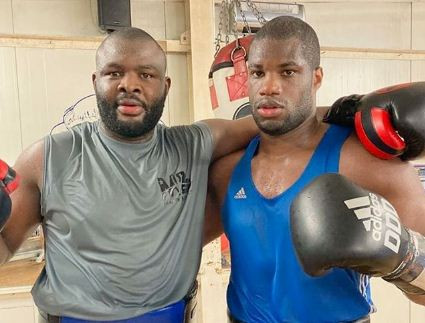 Kisah Martin Bakole Anak Raja Afrika Penakluk Anthony Joshua