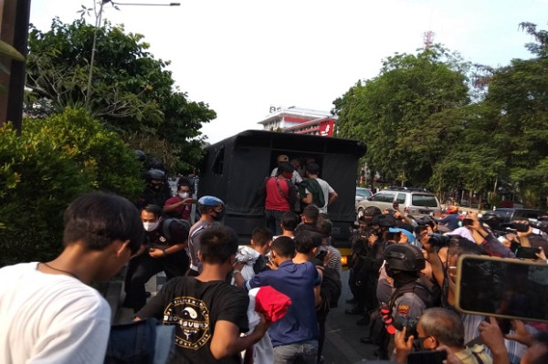 Hendak Menyusup, Anggota Anarcho dan 73 Pelajar Dijaring Polisi