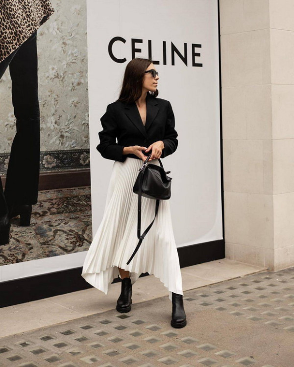 Lima Padu Padan Blazer Cropped yang Bisa Jadi Inspirasi