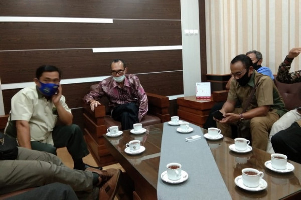 Petani Tembakau dan Perusahaan Rokok Desak Batalkan Kenaikan Cukai Rokok 2021