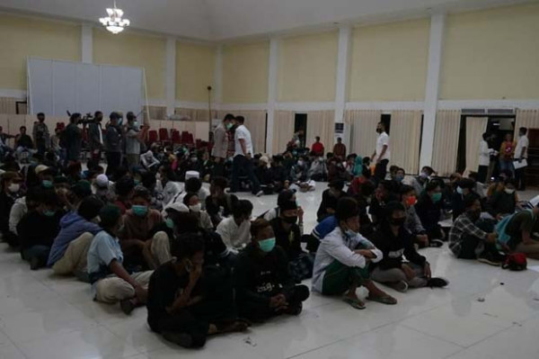 187 Pelajar Kabupaten Bekasi Diamankan Polisi, Terjaring Hendak Demo Omnibus Law