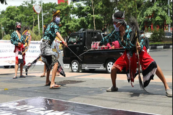 Seniman Kuda Lumping Turun ke Jalan, Curhat Pentas Dibubarkan