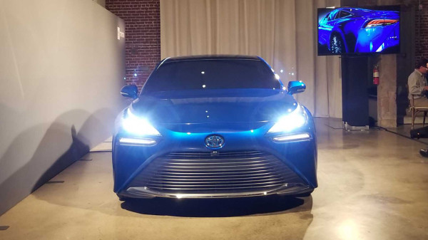 Bertenaga Hidrogen, Toyota Mirai Generasi Kedua Debut Bulan Desember