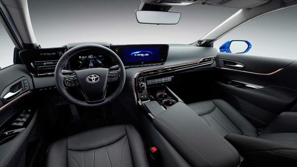 Bertenaga Hidrogen, Toyota Mirai Generasi Kedua Debut Bulan Desember