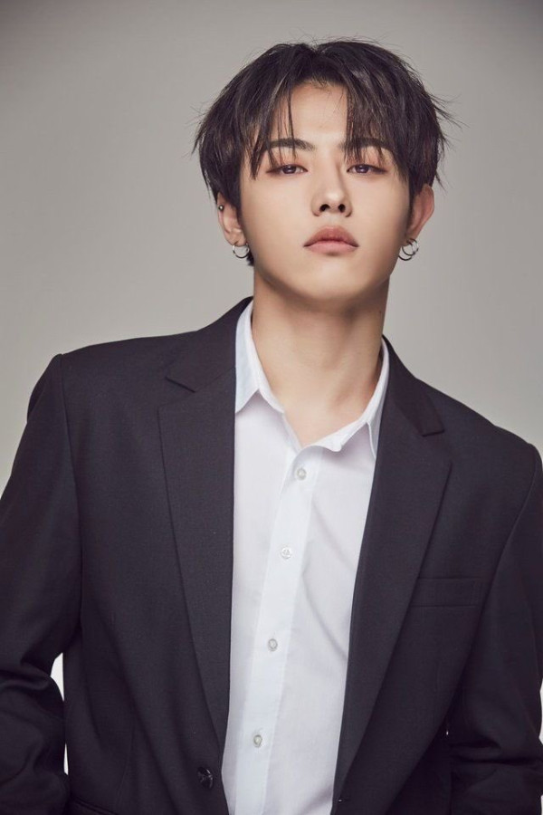 21 Bintang K-Pop yang Mestinya Jalani Wajib Militer Tahun 2020