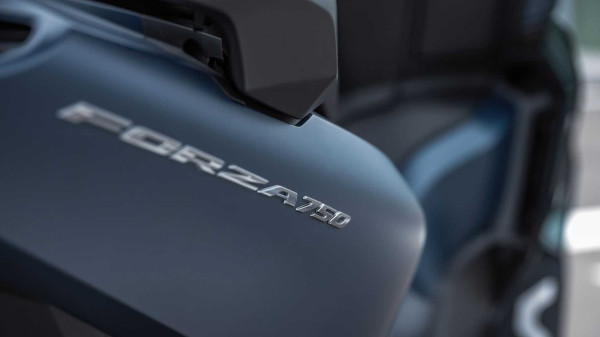 Melihat Lebih Dekat Honda Forza 750, 