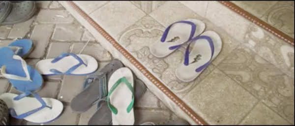 Film: Nostalgia Kocak Masa Kecil Bareng Juki dan Sandal Buluknya