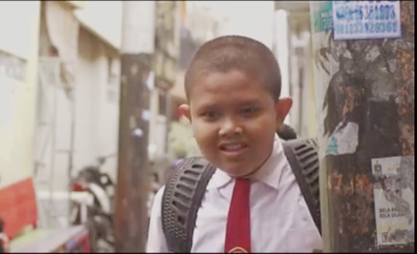 Film: Nostalgia Kocak Masa Kecil Bareng Juki dan Sandal Buluknya