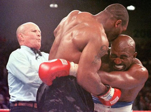 Kisah Kelam Mike Tyson Perkosaan, Ciak Kuping, hingga Bisnis Ganja